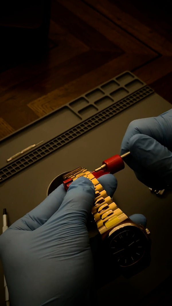 Fitting the bracelet links